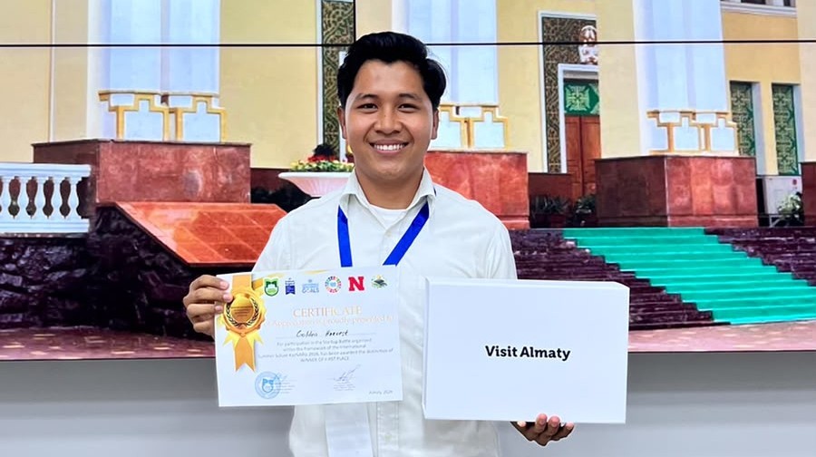 Mahasiswa Manajemen Unimal Raih Juara 1 Best Final Project di Kazakhstan